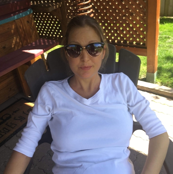 Meet your Posher, Mary - Picture 1 of 1